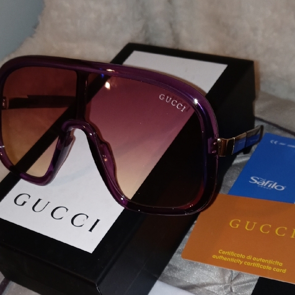 Gucci Bold Purple Sunglasses - Picture 4 of 8